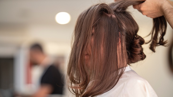 4 Updo untuk Pemilik Rambut Tipis Biar Tidak Mati Gaya
