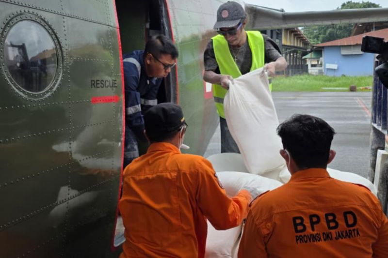 Modifikasi Cuaca Jakarta Jumat Pagi, Kalsium Oksida Ditebar Sasar Langit Bogor