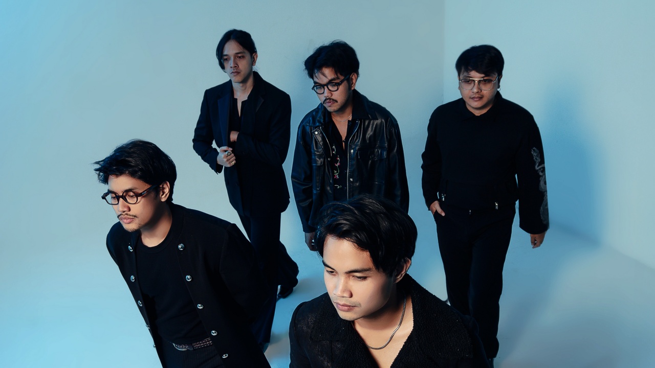 Bukan Tangis tapi Bingung, Lirik Penuh Dilema Lagu 'Missing You' dari Voxxes
