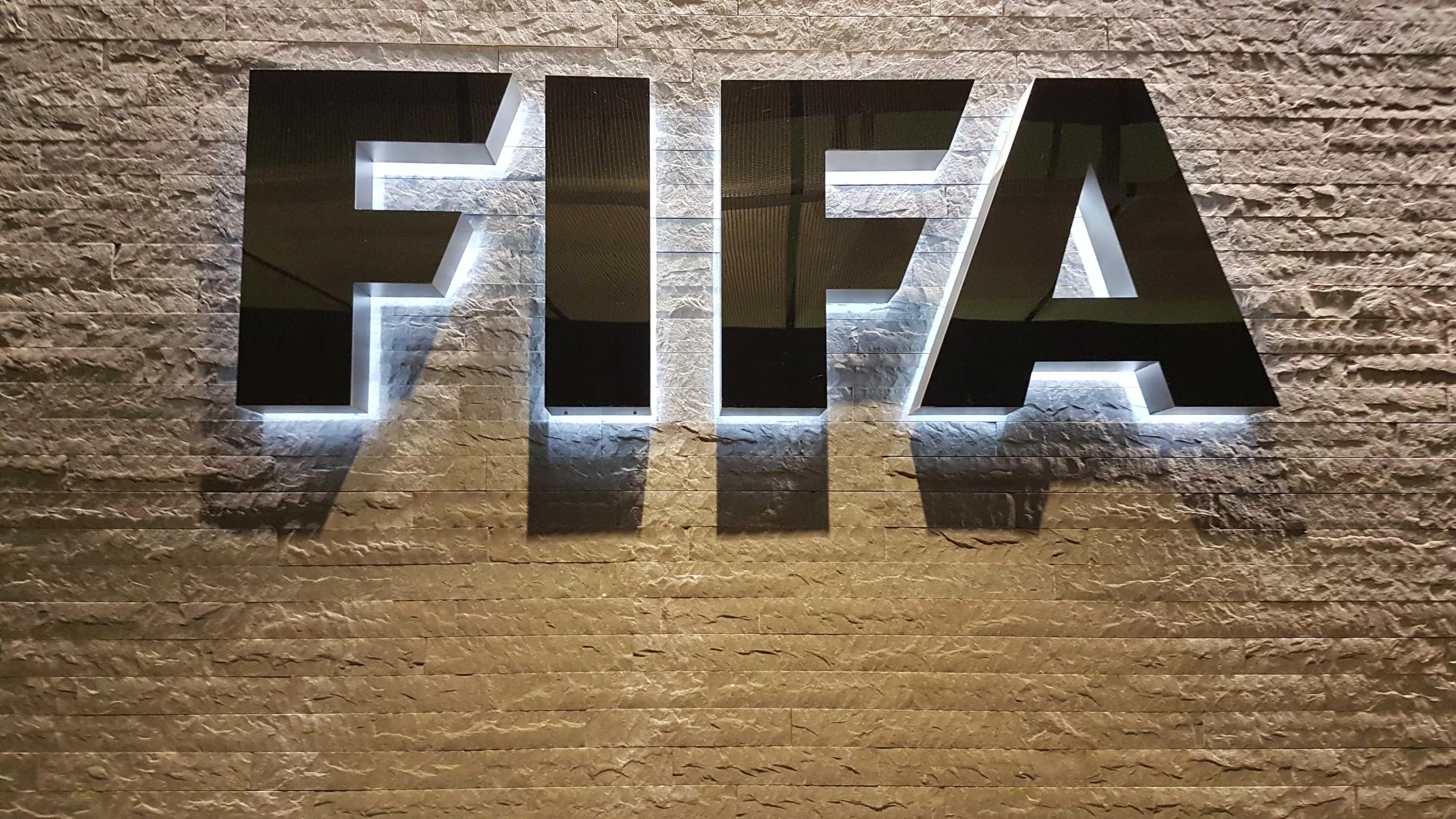 Bikin Kontroversi! FIFA Cabut Gelar Juara Dunia Manchester United, Liverpool, dan Manchester City