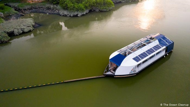 Robot Interceptor dari Belanda, Bersihkan Sungai dari Sampah Plastik