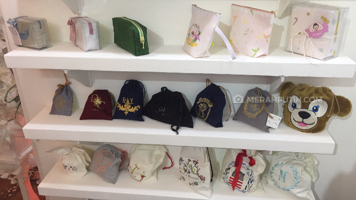 Drawstring Pouch, Souvenir Ciamik di Pesta Pernikahan