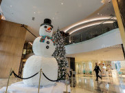Sambut Natal, Boneka Salju Icing Sugar Menghiasi Hotel JHL Solitaire