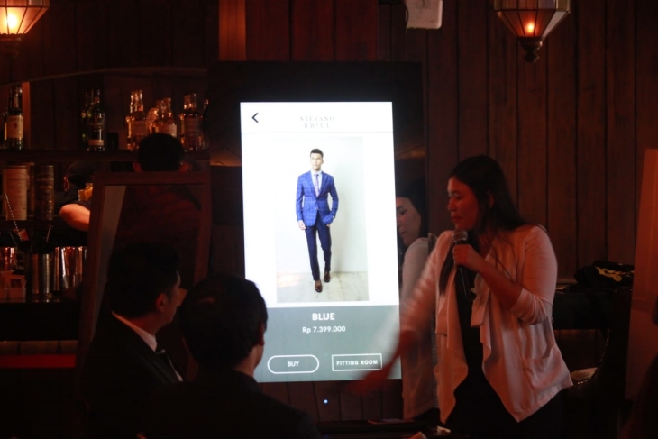 Stevano Drill bisa memudahkan fashionita mencari jas (Sumber: Doc. Stevano Brill)