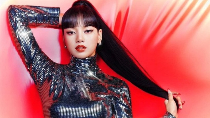 Lisa BLACKPINK Bersiap Jalur Solo