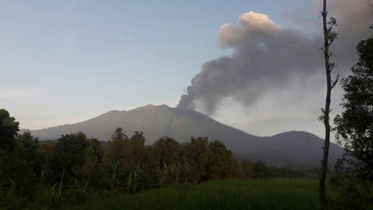 Gunung Raung Masuk Level Waspada