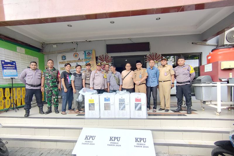 Proses Distribusi Logistik Pemilu di Jakarta Barat Capai 95 Persen