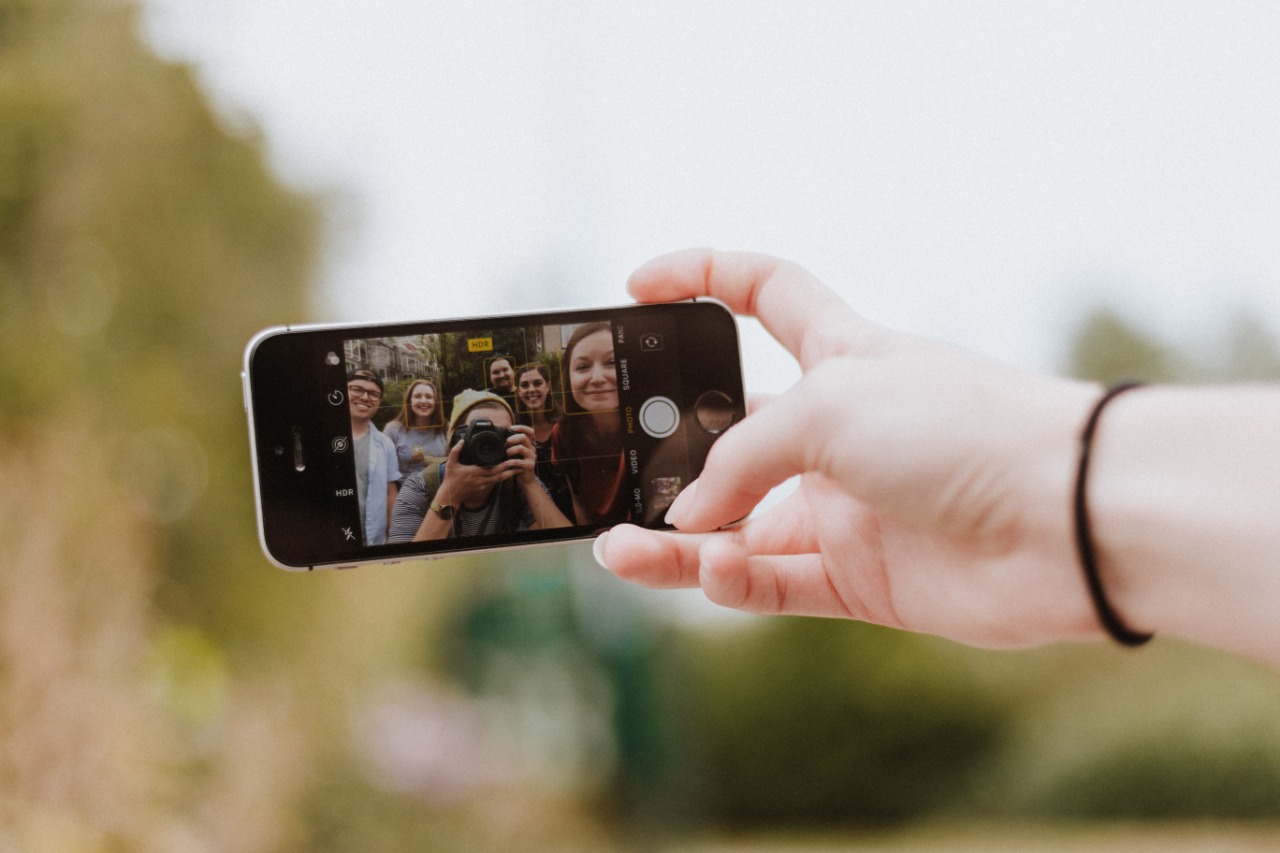 Ketahui bahaya gangguan kepribadian narsistik (foto: Unsplash/Priscilla du Preez)
