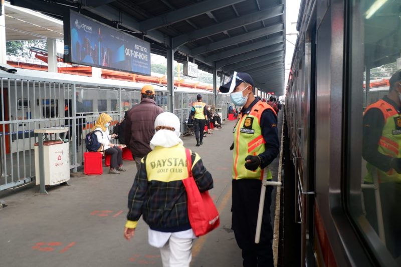 PT KCI Tambah Jumlah Perjalanan KRL di 2021