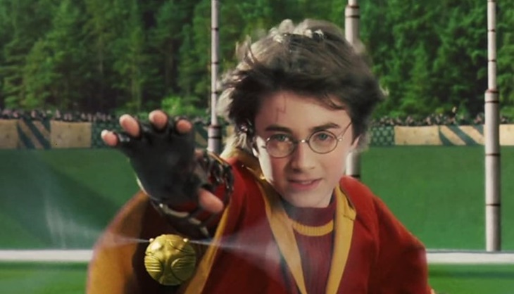 Patung Harry Potter dengan Sapu Terbang akan Menghiasi Leicester Square London