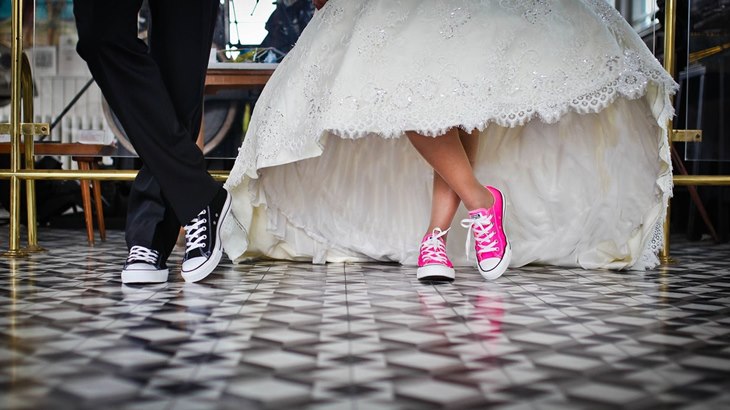 Menekan Bujet Nikah Agar Bisa Beli Rumah