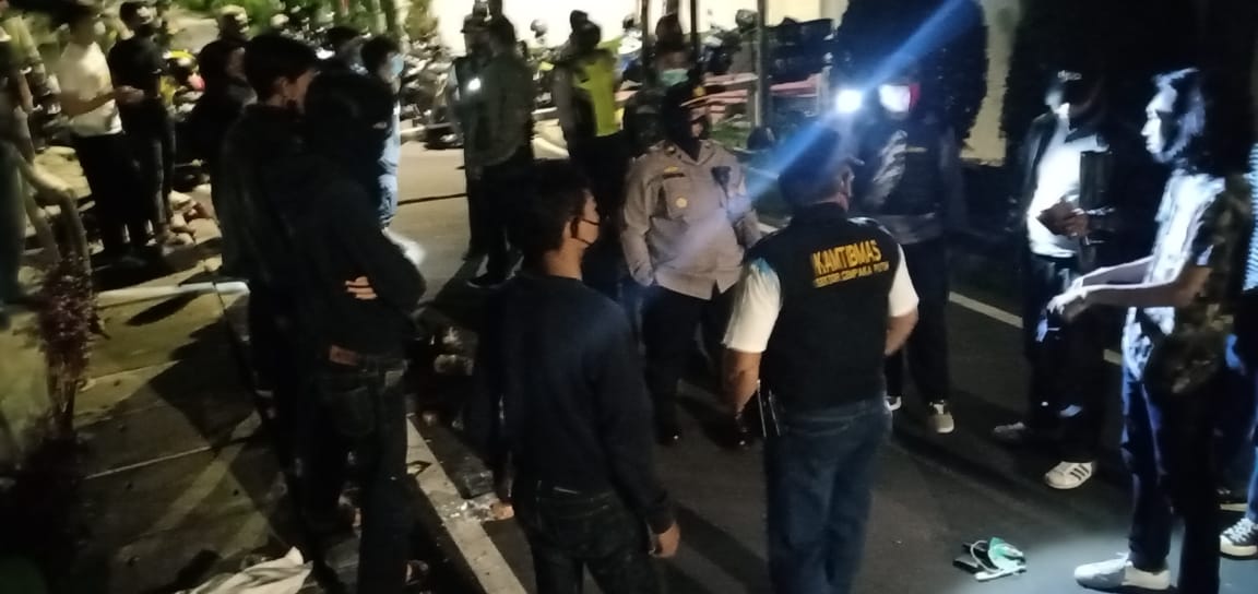 Kisah Polwan yang Rela Tinggalkan Waktu Keluarga untuk Berjibaku Tekan Penyebaran Corona