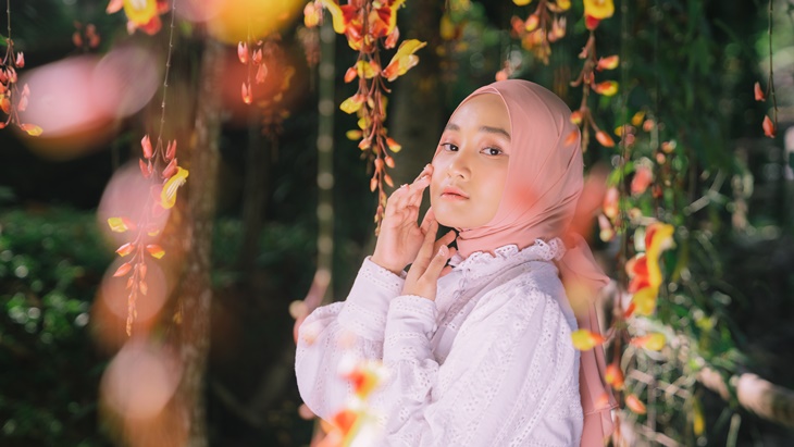 Fatin Berkisah Tentang Harapan di Single 'Dalam Teduh'