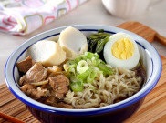Nikmati Kelezatan Mi ala Jepang dengan Chicken Ramen Ini