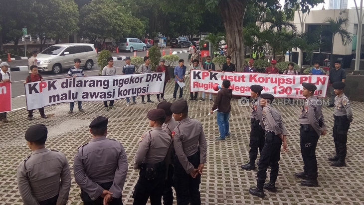 Disebut Rugikan Negara Rp 130 Triliun, KPK Didesak Usut Dugaan Korupsi di PLN