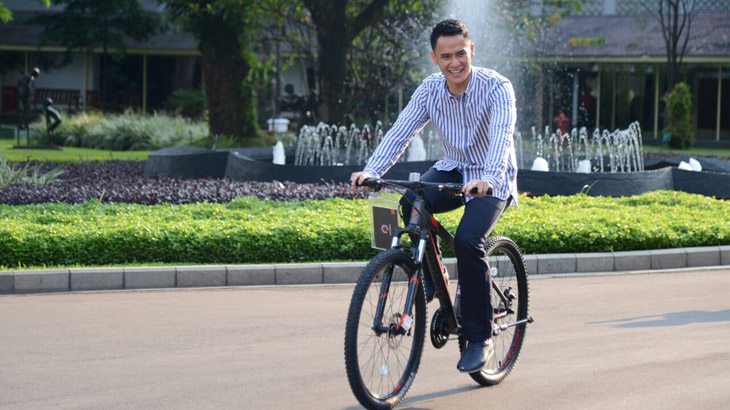 Sepeda Hadiah Presiden Jokowi: Dari Anak SD, Artis, hingga WNI di Negeri Kanguru