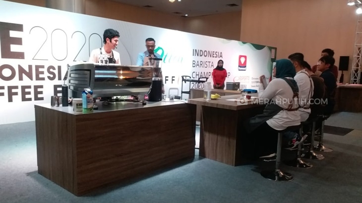 Mengharukan, Dukungan Ibu Buat Perjalanan Barista Ini Mulus di IBC 2020