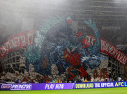 Aksi Koregrafi Godzilla dalam Laga Timnas Indonesia Lawan Jepang di Stadion GBK