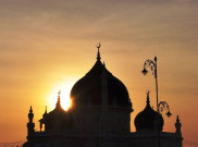 Rahasia Peradaban Islam di Pulau Sejuta Masjid