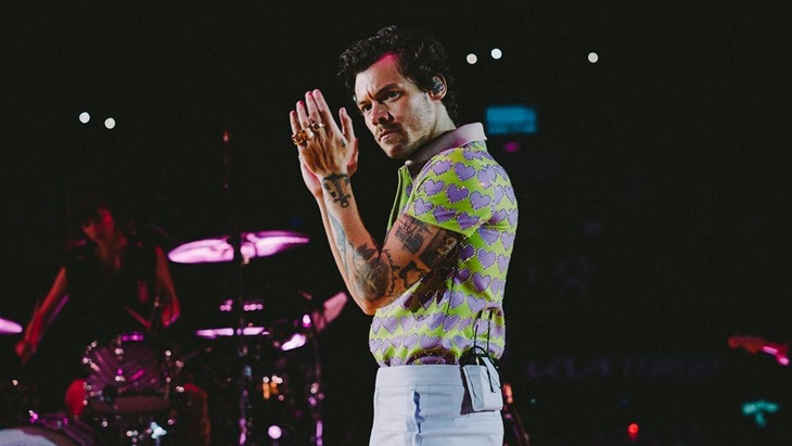 Sutradara 'Mean Girls' Sempat Incar Harry Styles untuk Terlibat dalam Film Musikalnya
