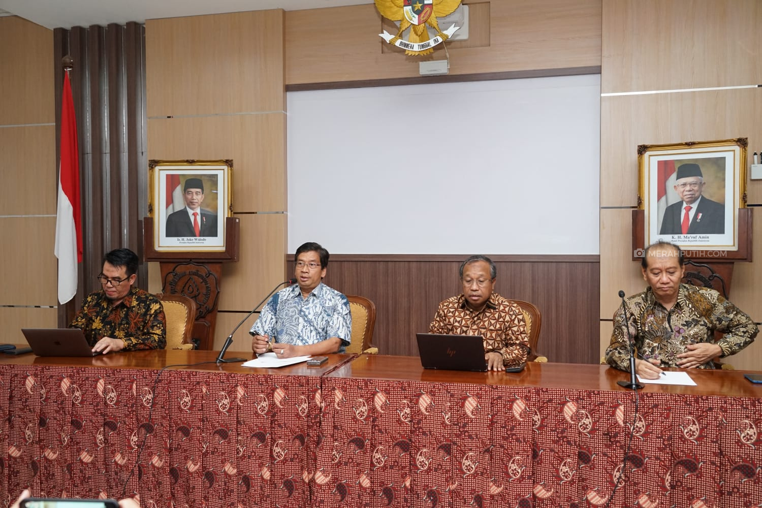 Kejati Jateng Periksa Rektor UNS Terkait Dugaan Korupsi