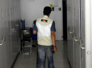 KPK Sita 7 Koper dari Rumah Penyuap Bupati Kukar 