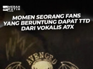 Momen Seorang Fan Beruntung dapat Tanda Tangan Vokalis Avenged Sevenfold