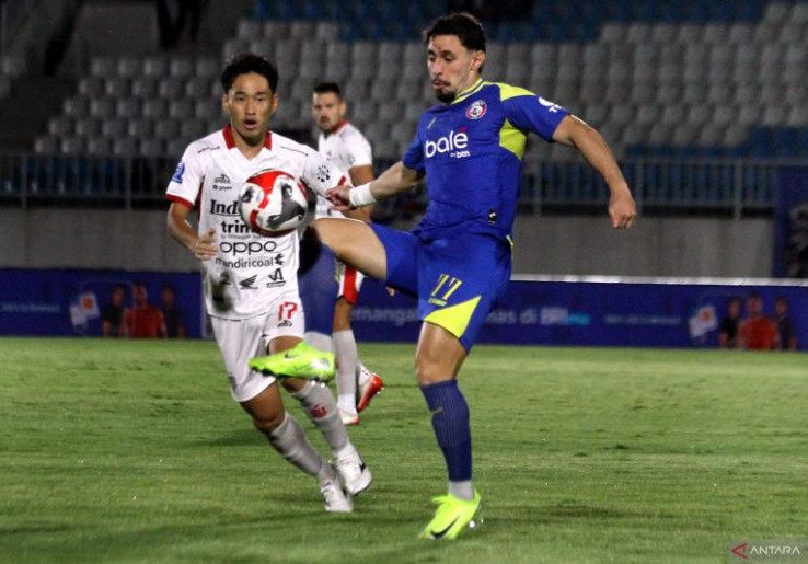 Gelandang Arema FC Gustavo Franca Kenang Pengalaman bersama Persija di Kandang Persib Bandung