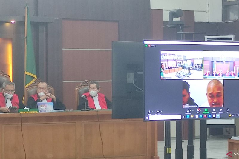 Mantan Gubernur Sumsel Alex Noerdin Divonis 12 Tahun Penjara