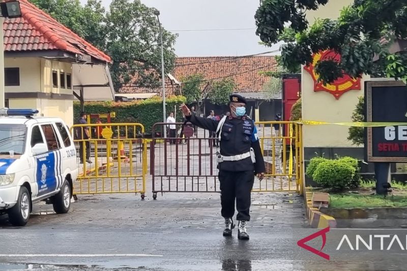 10 Polisi Terluka Akibat Ledakan di Brimob Surabaya