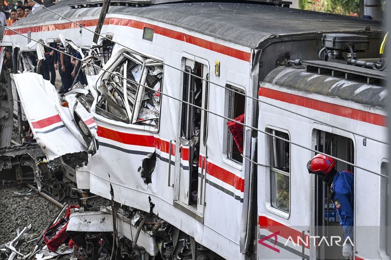 DPR Desak KAI Integrasikan Pusat Kendali Komunikasi Kereta Pasca-Tabrakan Bekasi