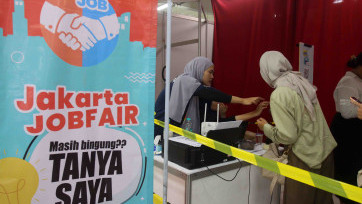 Antusias Para Pencari Kerja di Ajang Jakarta Job Fair 2024