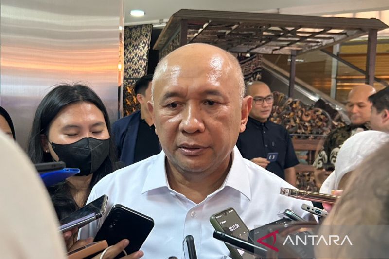 Pemerintah Siapkan Alih Usaha bagi Pedagang Pakaian Bekas Impor