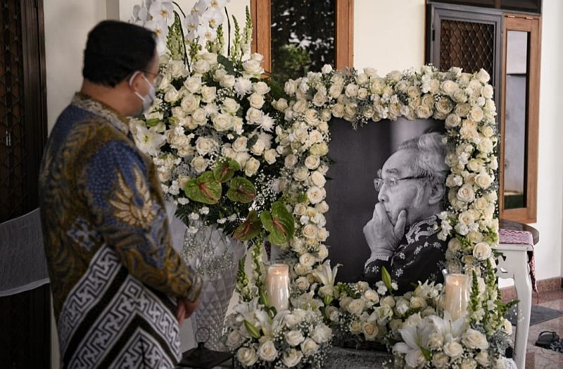 Kenangan Anies Tentang Sosok Sabam Sirait