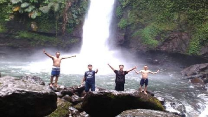 Curug Cibeureum Kembali Dibuka, Catat Pembatasan Waktunya