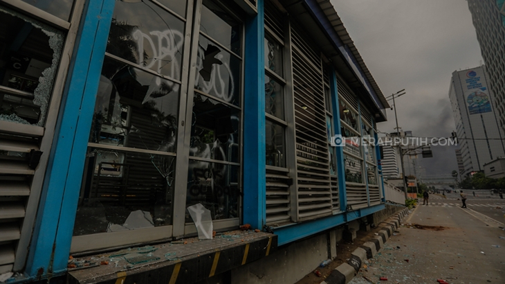 Sejumlah Halte Busway Dirusak Sebabkan Kerugian Puluhan Miliar