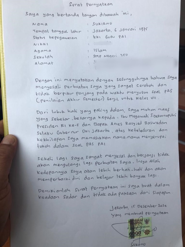 Surat permintaan maaf Sukirno, Guru SMPN 250 yang membuat soal ujian perbandingan Anies-Mega. Foto: Dok. Istimewa