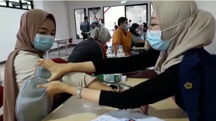 DPR Pastikan Vaksinasi Anggota Dewan Tak Ditutup-tutupi
