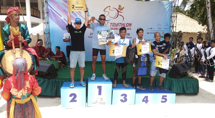Rhino X-Triathlon, Bukan Ajang Adu Cepat
