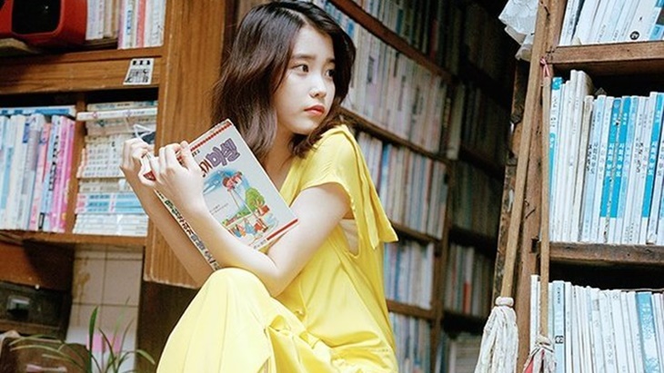 Deretan Selebritas Korea ini Ternyata Kutu Buku
