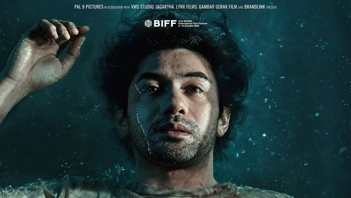 Film 'Laut Bercerita' Rilis Poster Terbaru, Tampilkan Reza Rahadian dalam Kondisi Memprihatinkan