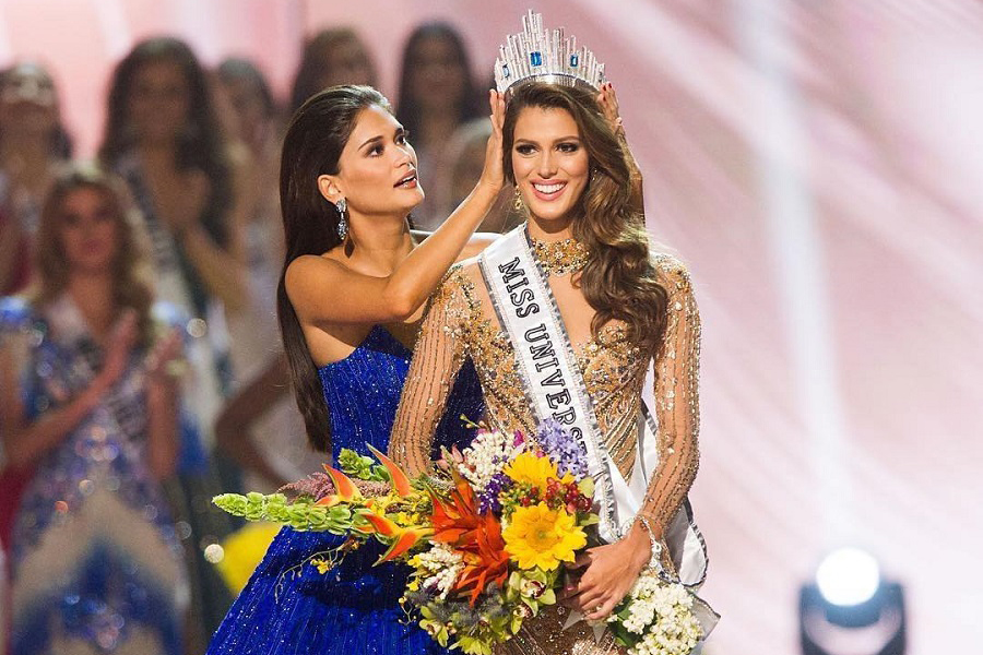 Penasaran Siapa Iris Mittenaere, Pemenang Miss Universe 2017? Yuk Intip Profil Singkatnya