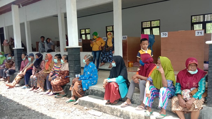Pengungsi Merapi dari Kali Tengah Lor, Kabupaten Sleman DIY. (Foto: MP/Humas Pemkab Sleman)
