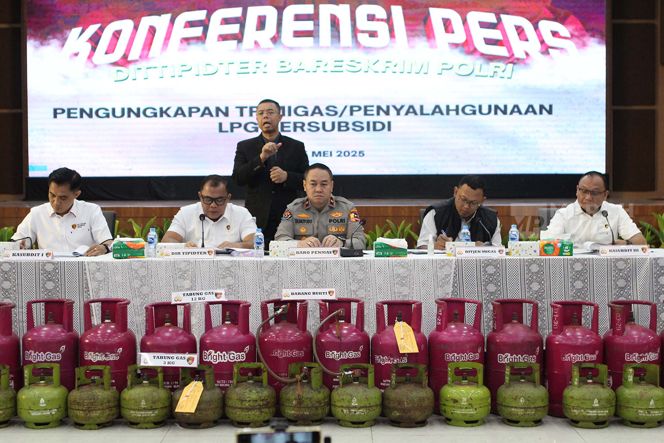 Bareskrim Polri Ungkap Kasus Pengoplosan dan Penyuntikan Tabung Gas LPG Bersubsidi 3 Kg