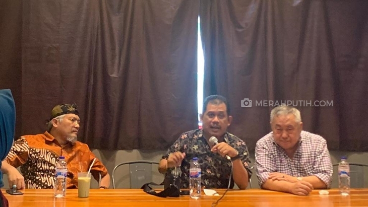 Ahli Hukum: Pemerintah Harusnya Bawa Pulang Habib Rizieq