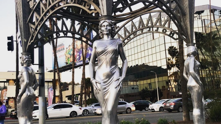 Patung Perak Marilyn Monroe di Hollywood Hilang