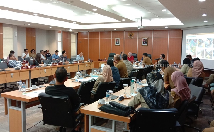 Komisi D Pangkas Anggaran Trotoar Anak Buah Anies Jadi Rp1 Triliun