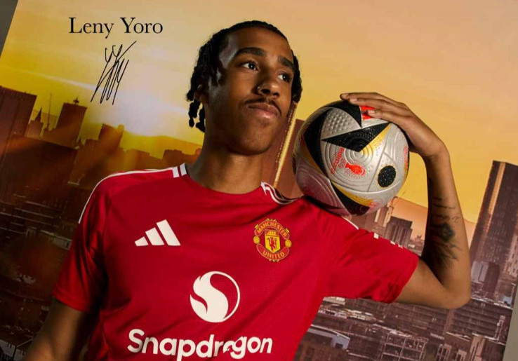 AC Milan Siap Bikin Kejutan! Ruben Amorim Ingin Boyong Bek Manchester United Leny Yoro