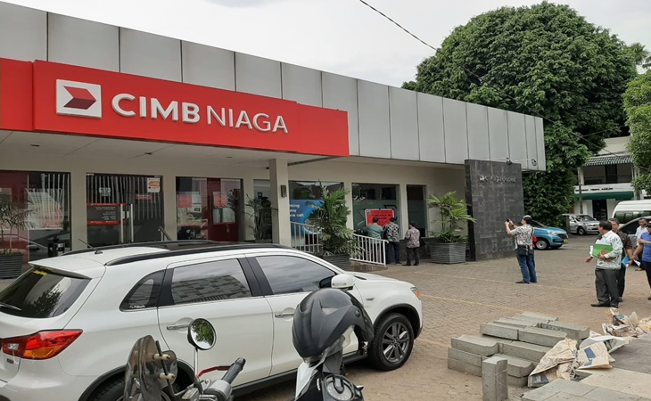 Pemprov DKI bantah trotoar di Kemang bermasalah