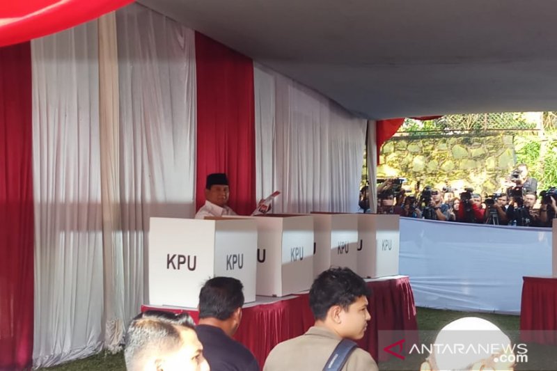Prabowo Nyoblos